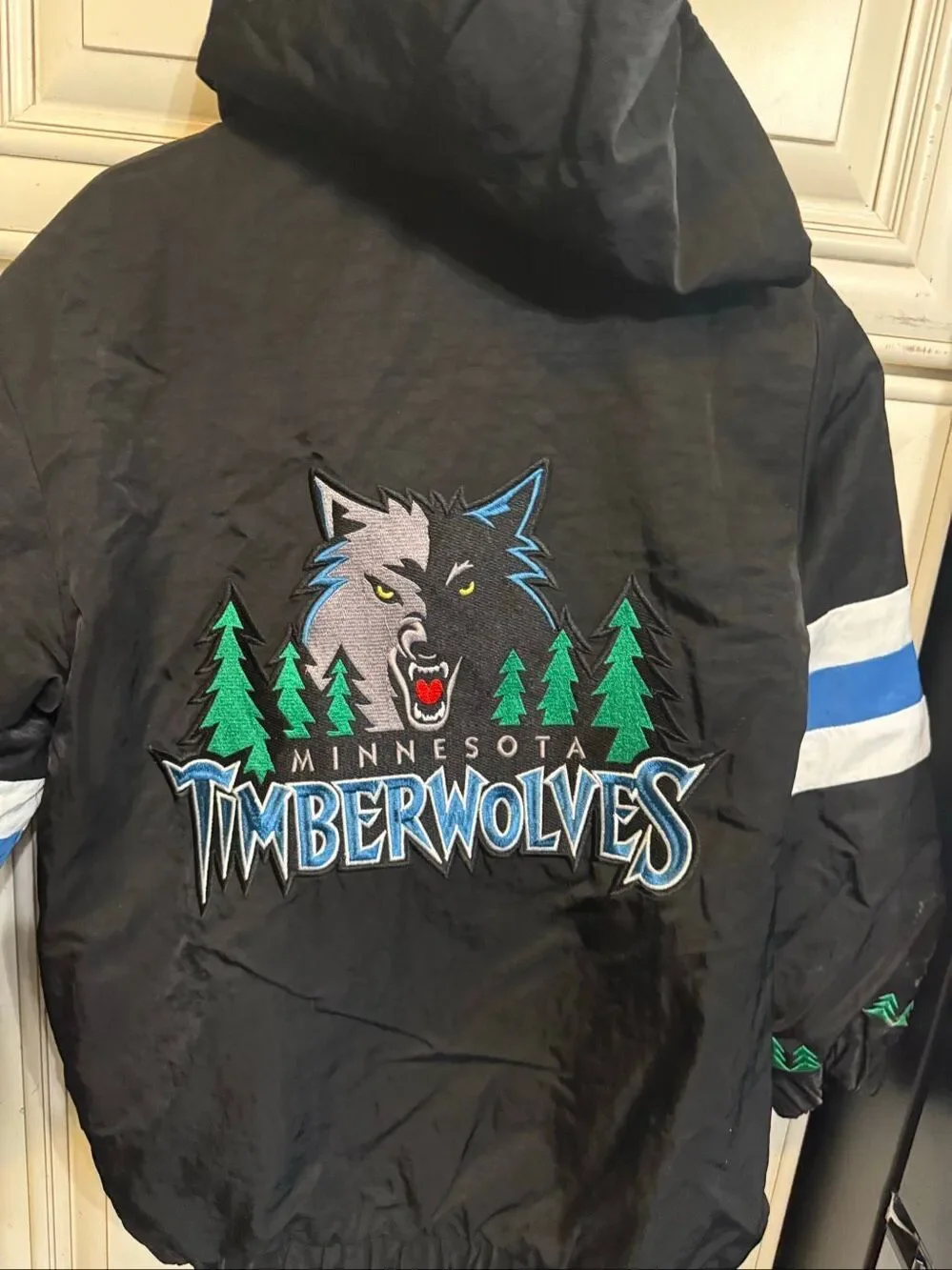 Lamb Chops x Timberwolves Youth Zip Hooded Anorak Jacket Black Blue Medium NWT